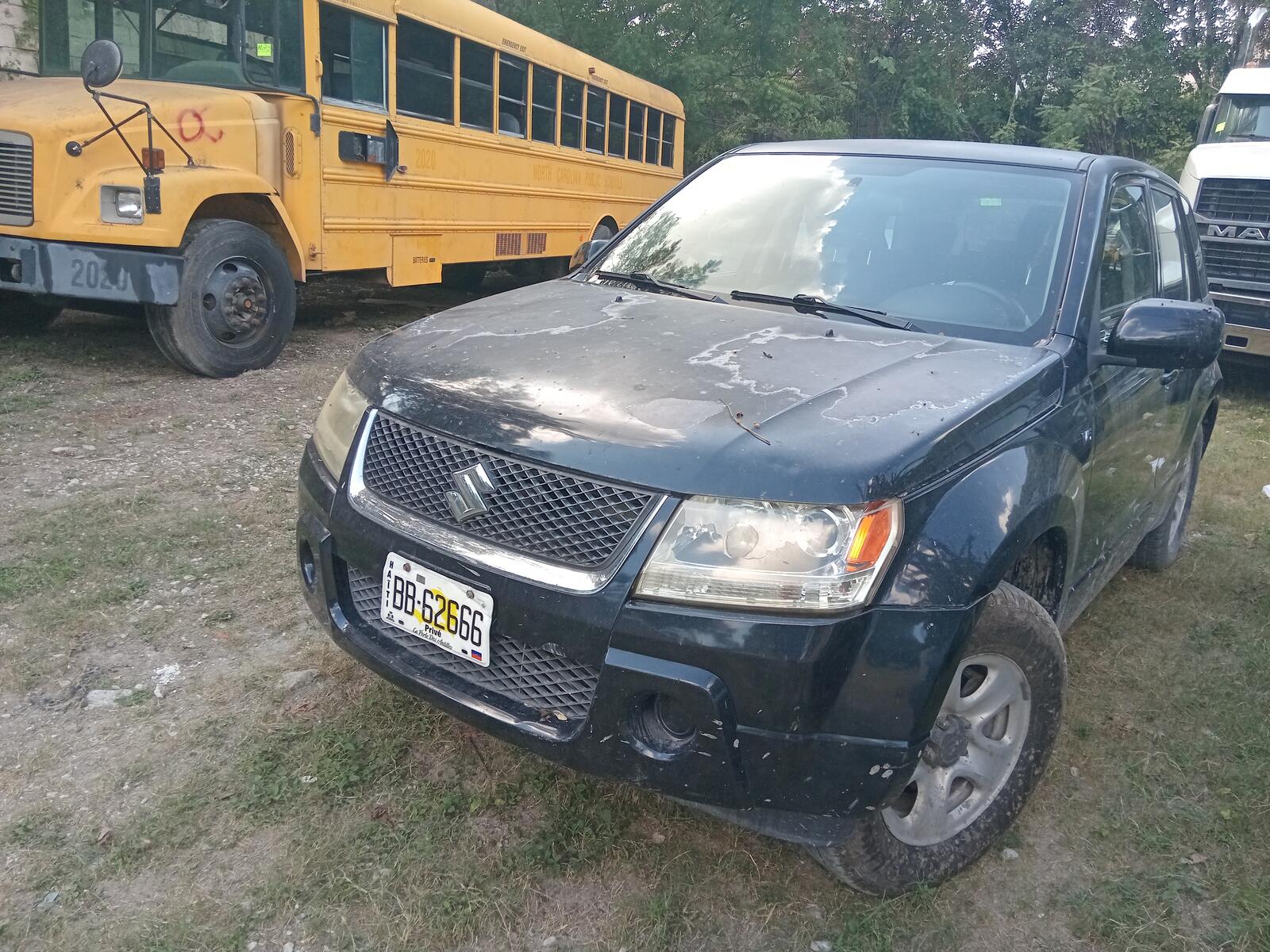 Suzuki Grand Vitara image 2