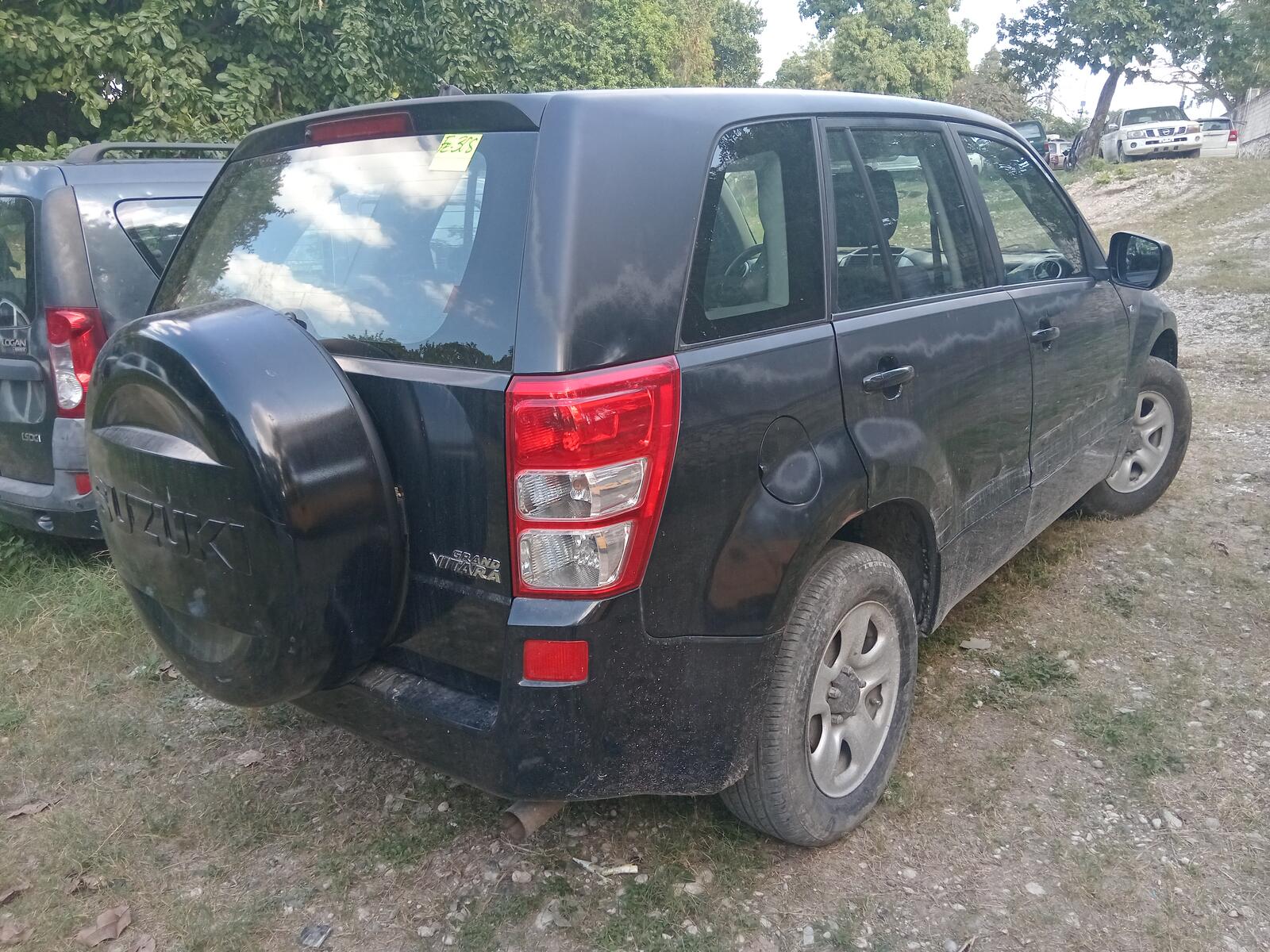Suzuki Grand Vitara image 6